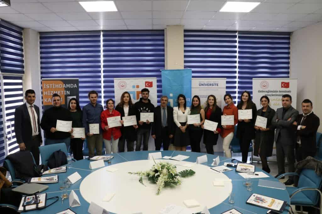İŞ-KUR&HKU Özgeçmiş Hazırlama ve Mülakat teknikleri konulu İş Kulübü Eğitimi
